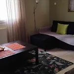 Virginia Apartment